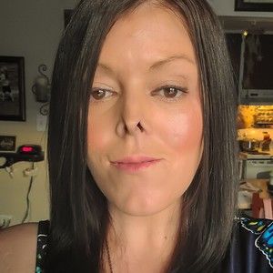 Meet your Posher, Lisa nicole